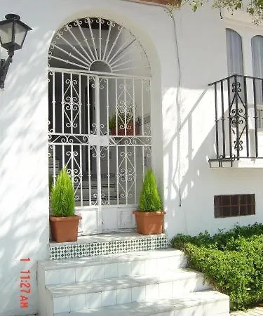 Balcon De Apartment